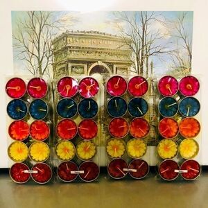 ‎NWOT: Daisy Tea-light Candle Set